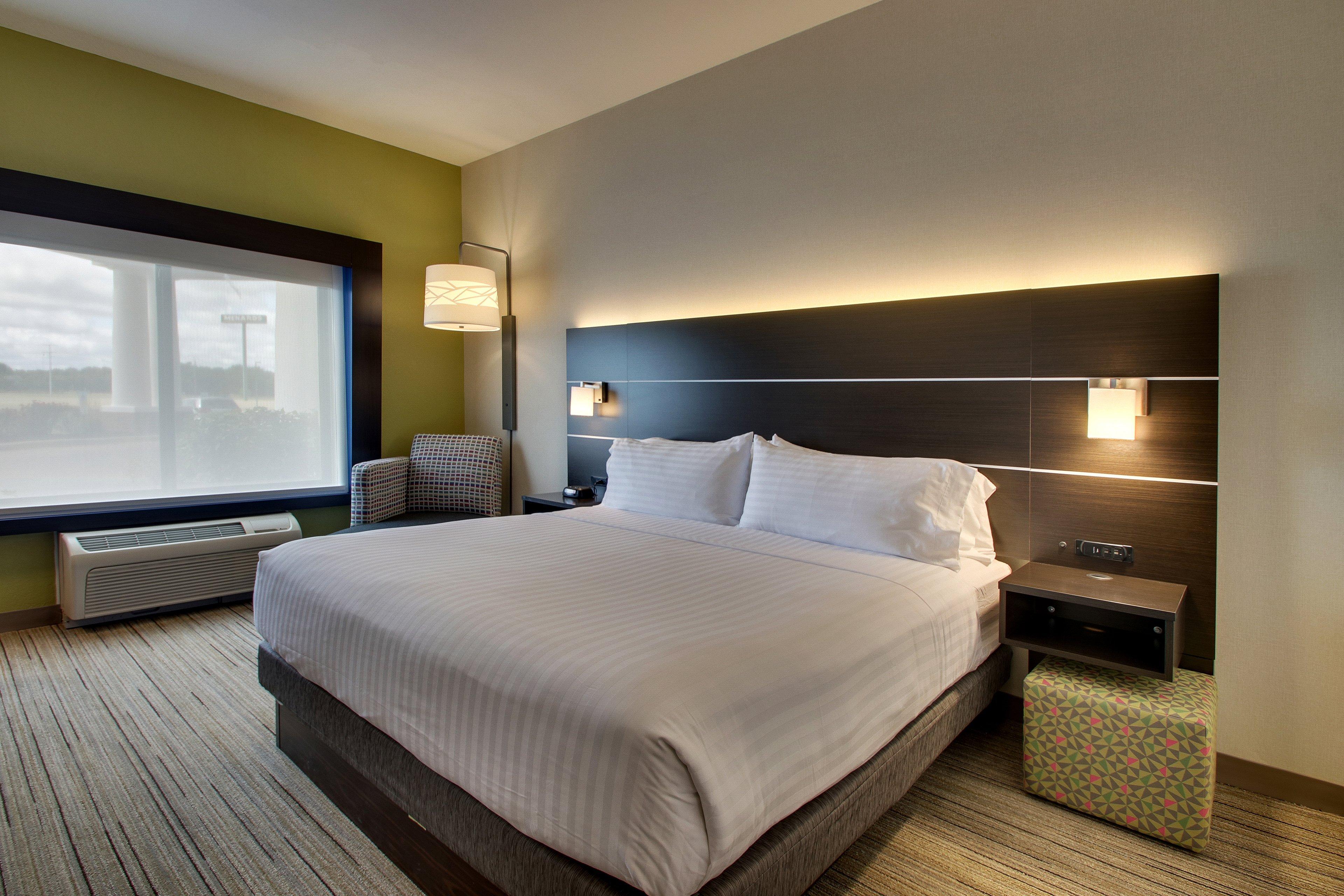 Holiday Inn Express Hotel & Suites Morris By Ihg Exterior photo